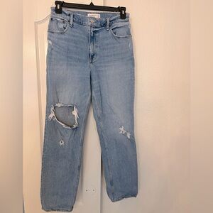 Abercrombie & Fitch The 90s Straight Ultra High Rise